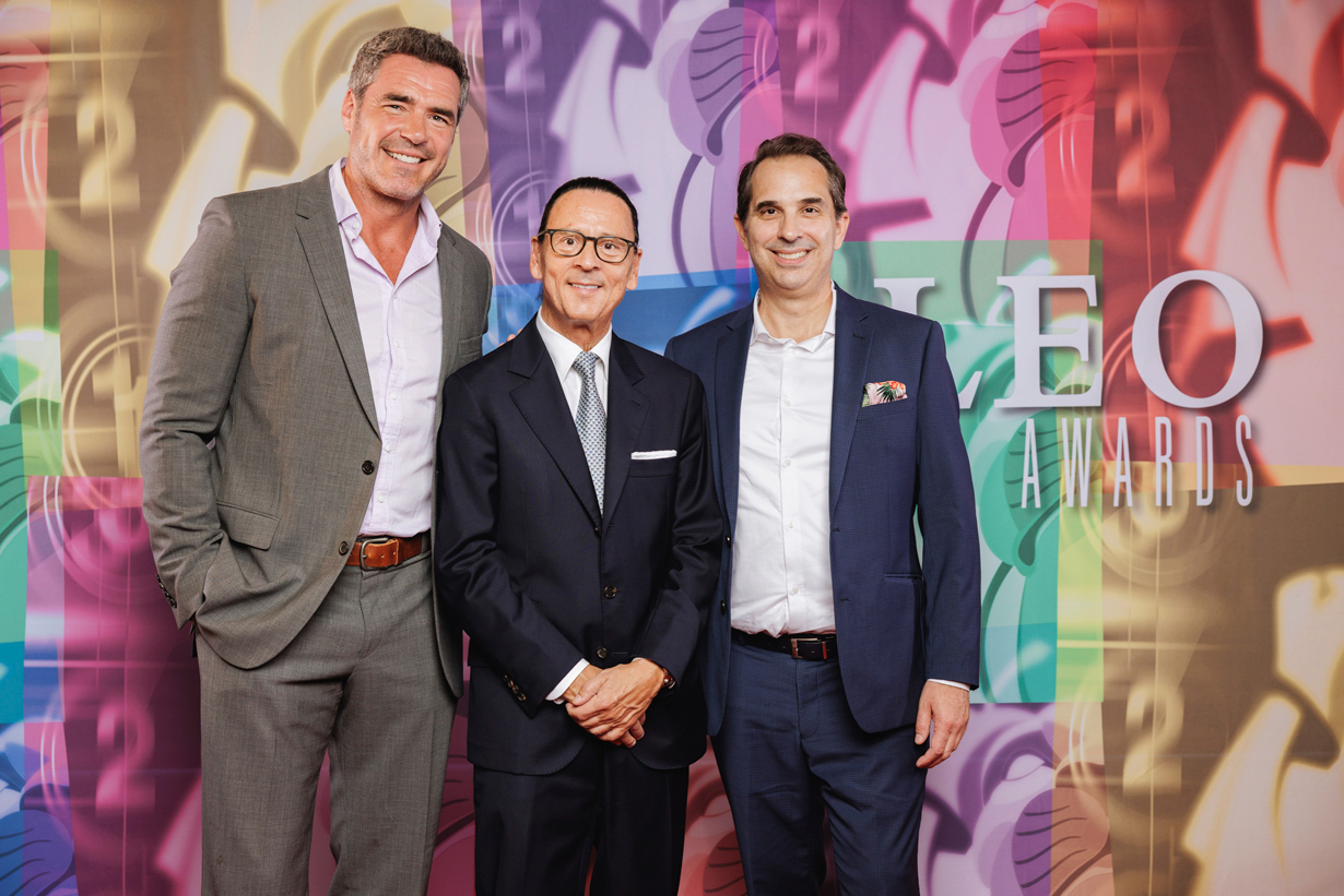 Dan Payne, LEO AWARDS President Walter Daroshin & Eric Edwards